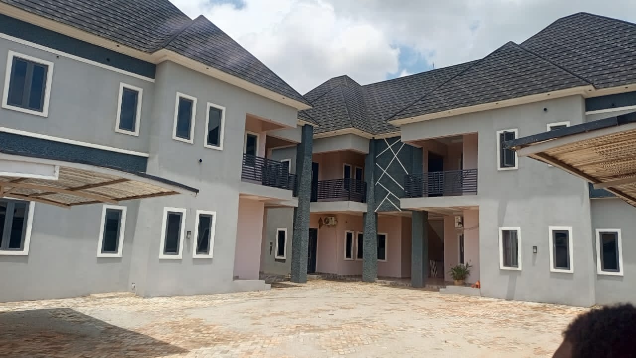 NEWLY BUILT 6 UNITS OF 3 BEDROOM WITH 4-TOILET FOR RENT IN…